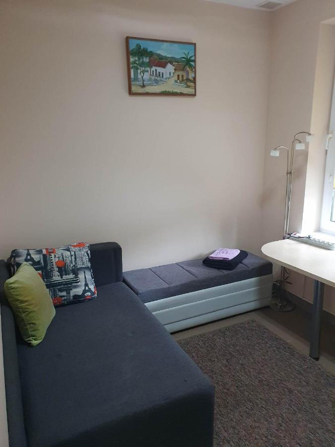 Maly Domek Kawalerka Starachowice Zewnętrze zdjęcie